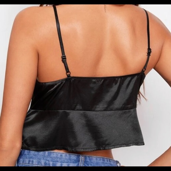 Black lace front tie tank - Picture 3 of 3